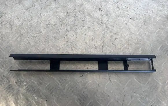 Porsche Macan (95B) Front passenger seat rail trim 7P5881463