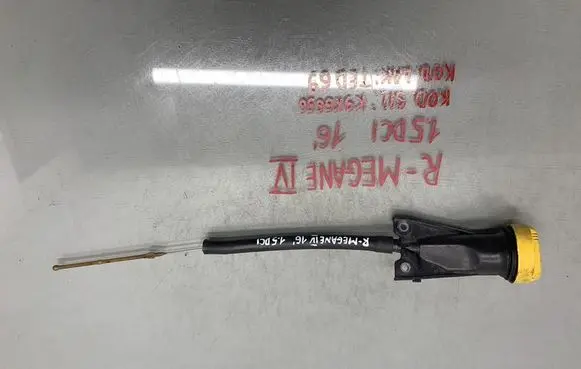 Renault Megane IV Oil level dip stick 8200722806