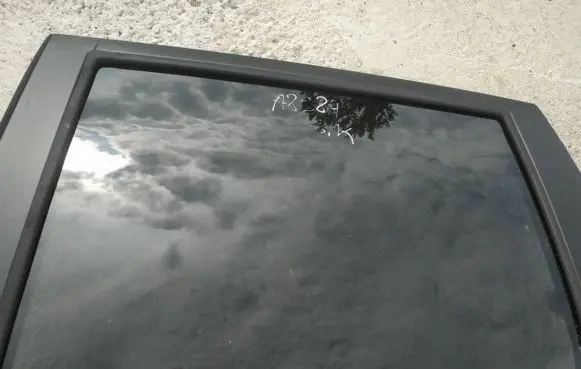 Hyundai Matrix Rear door window glass as3