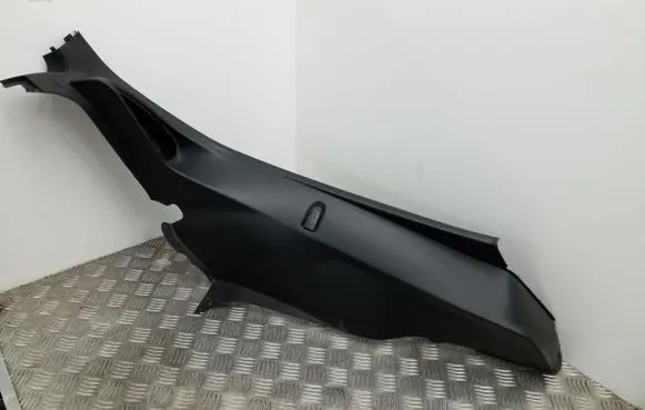 Seat Altea XL Rear seat side bottom trim 5P8867766B