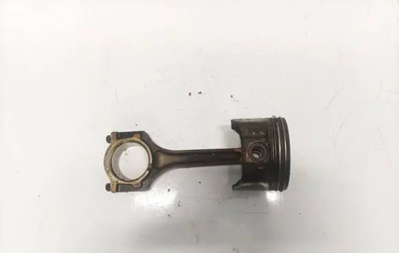 Piston with connecting rod