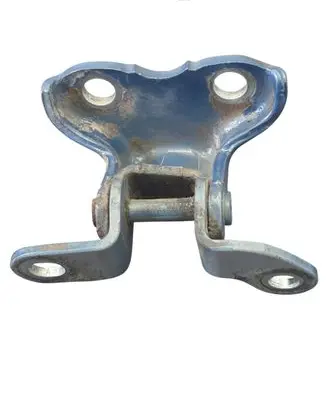 Toyota Yaris Rear door upper hinge 6876005020