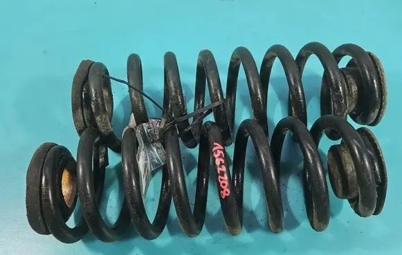 Jeep Cherokee Rear coil spring 68157882AB IMPRK1562208