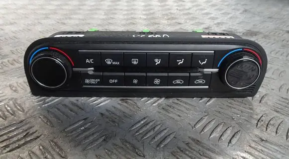 KIA Xceed Climate control unit 97250-CR010