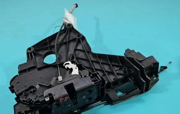 Volvo S80 Front door lock 30661073 IMPRK1499736