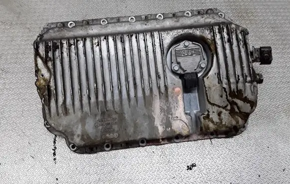 Oil sump