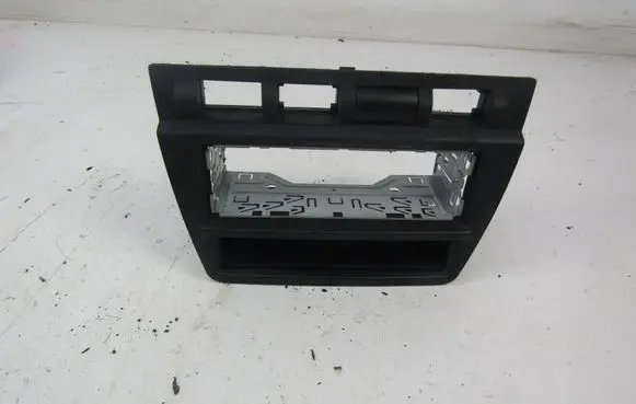 KIA Picanto Radio/GPS head unit trim 