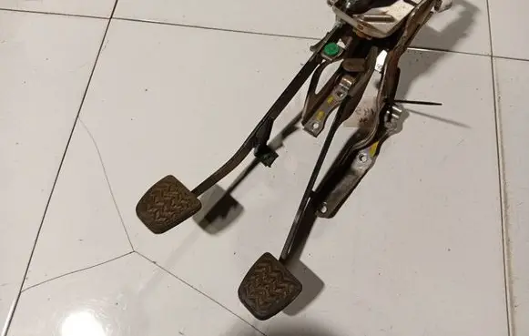 Citroen C1 Brake pedal 