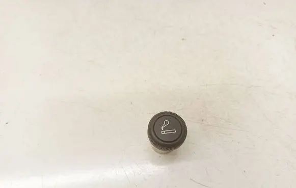 Opel Astra G Cigarette lighter