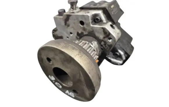 Audi A6 S6 C6 4F Fuel injection high pressure pump 059130755E 04L00490 0445010093