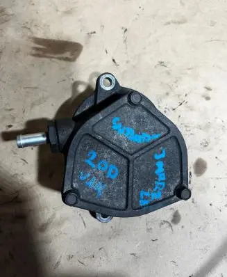 Subaru Impreza III Vacuum pump