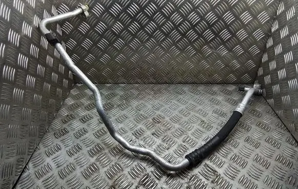 Volkswagen Multivan T5 Air conditioning (A/C) pipe/hose 7H1820743D