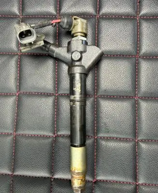 Lexus IS 220D-250-350 Fuel injector 2367026020 11K10340
