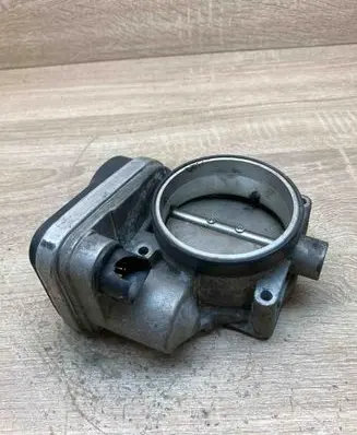 BMW X5 E53 Throttle body valve 1435959 143595908