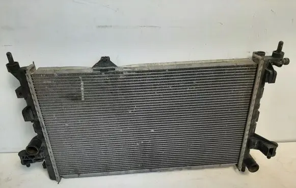 Opel Combo C Coolant radiator 13100380