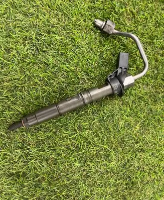 Mercedes-Benz ML W164 Fuel injector 0445115 160109 063