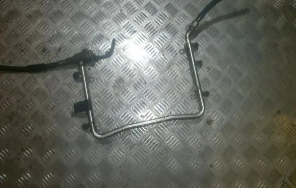 Audi A6 S6 C4 4A Fuel main line pipe 078133681n