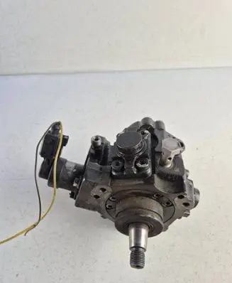 Audi A6 S6 C6 4F Fuel injection high pressure pump 0445010154 0264505 059130755S