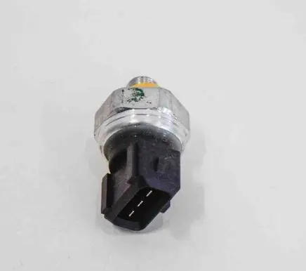 Volvo S90, V90 Air conditioning (A/C) pressure sensor 31368366