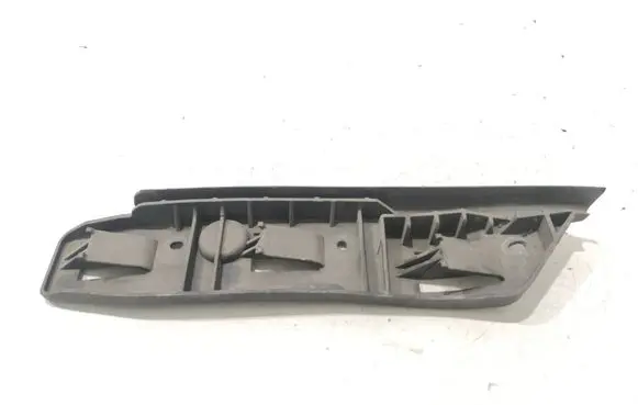 Skoda Superb B6 (3T) Front bumper mounting bracket 3U0807183