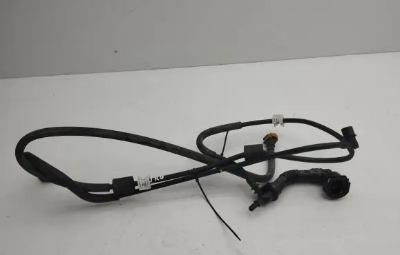 Toyota RAV 4 (XA50) Fuel line/pipe/hose 