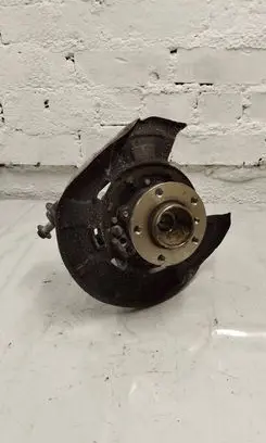 BMW X5 F15 Rear wheel hub 6877218
