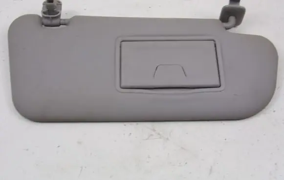 Mazda 3 I Sun visor