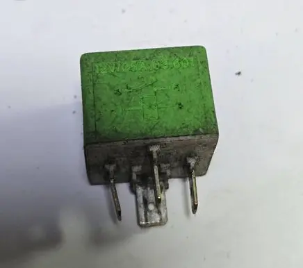 Volkswagen Touareg I Other relay 12V25A03601