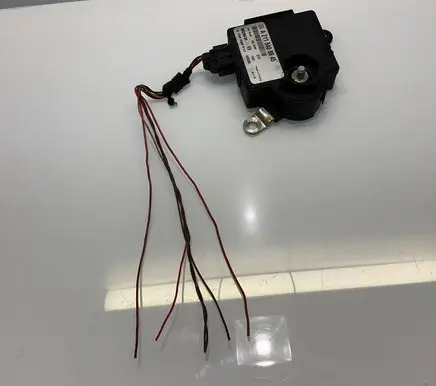 Mercedes-Benz CLS C219 Battery control module A2115408645 0199000012 2115408645