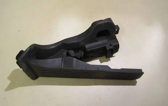 Skoda Octavia Mk2 (1Z) Accelerator throttle pedal 1K1721503P