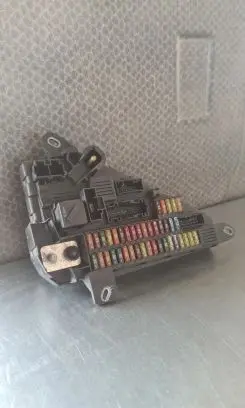 BMW 5 E60 E61 Fuse box set 690661805 6906618