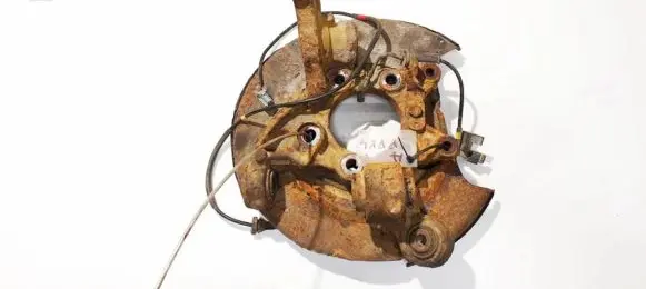 Rear wheel hub