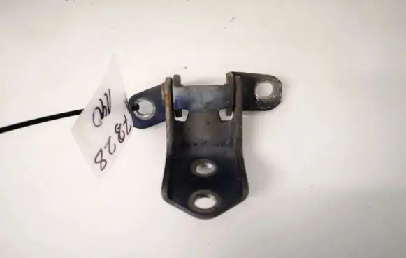 Mazda 3 I Rear door lower hinge