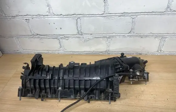 BMW 1 F20 F21 Intake manifold 8514771 8506405 7807991
