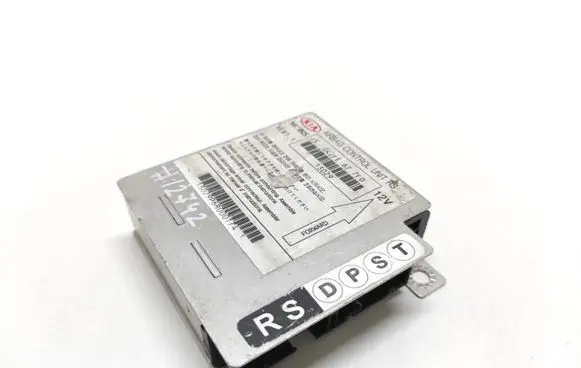 KIA Carens I Airbag control unit/module 0K2FE677F0