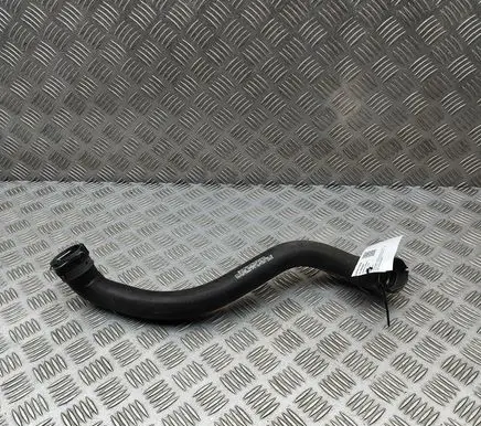 Mercedes-Benz GLC X253 C253 Engine coolant pipe/hose A2135012782
