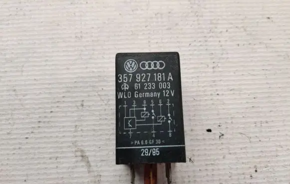 Volkswagen PASSAT B3 Other relay 357927181A 61233003