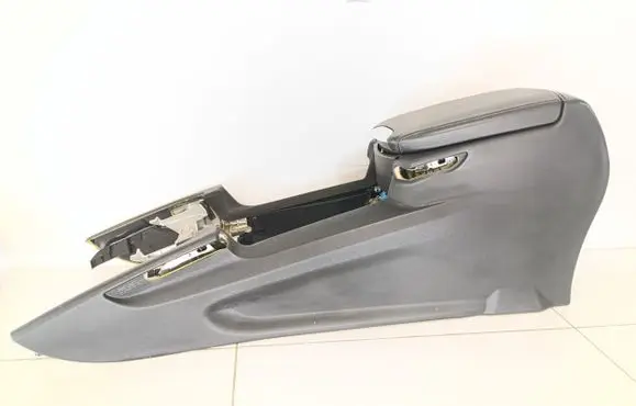Mercedes-Benz ML W164 Center console A16468004074 16902590 A1646809307