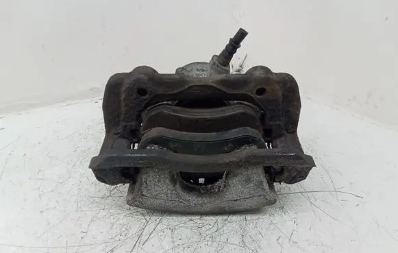 Mercedes-Benz E W212 Front brake caliper