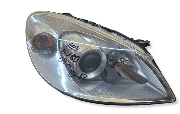 Mercedes-Benz B W245 Headlight/headlamp A1698207861 0301247202