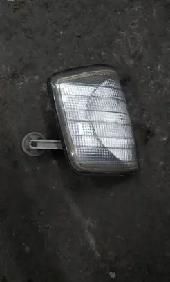 Mercedes-Benz 190 W201 Front indicator light 183255B