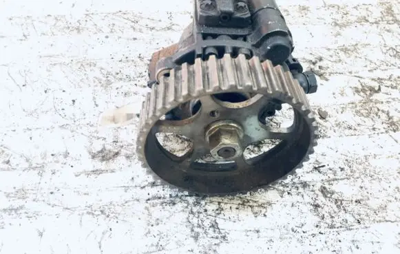 Citroen Berlingo Fuel injection high pressure pump 9636818480 5WS40018