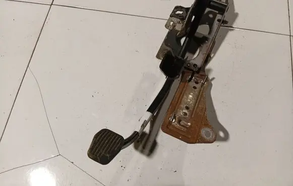 Brake pedal