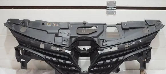 Renault Clio V Front grill 622560637R