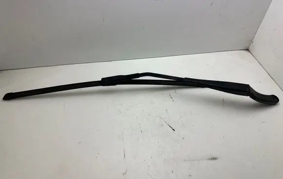 Audi A3 S3 8V Front wiper blade arm 8V1955407A