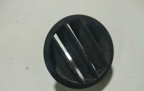 Dash center air vent grill