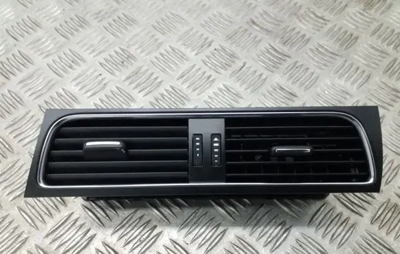 Audi A4 S4 B8 8K Dash center air vent grill 8T2820951B