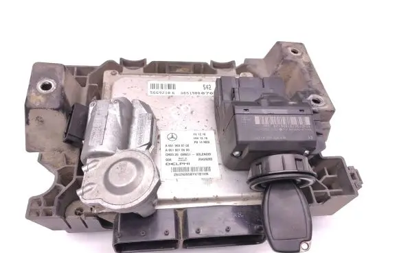 Mercedes-Benz Sprinter W906 Engine ECU kit and lock set A6519000700 A9069004100 A6519010600