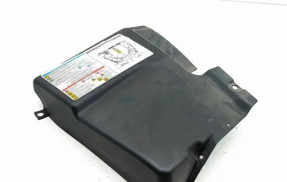 Maserati Quattroporte Engine cover (trim) 067881200