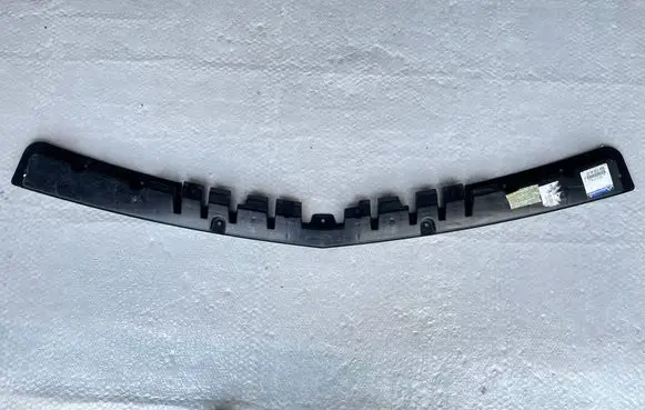Dodge Challenger Front bumper lip 68260155AABLCP 68260155AA 15LA141AA